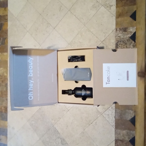 Tancake self Tanning kit #1 NWOT - Picture 2 of 9